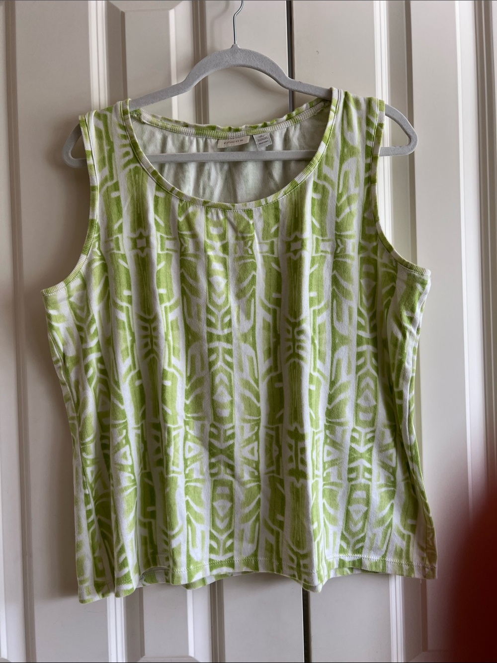 Chico’s Women’s Sleeveless Scoop Neck Tank Top - Lime Green Pattern XL